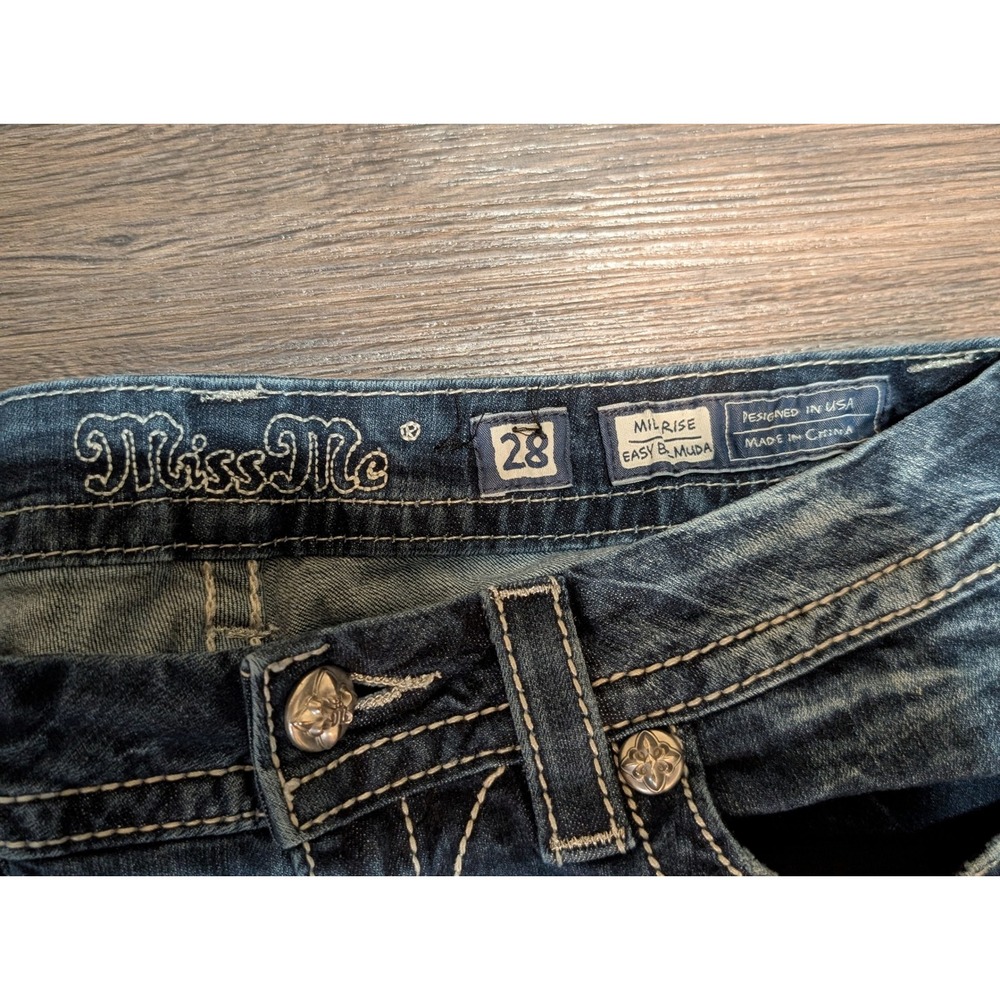 Miss Me Easy Bermuda Denim Shorts Womens 28 Mid Rise Embroidered Dark Wash Blue - Picture 3 of 6